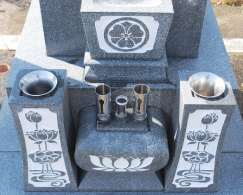 お墓のクリーニング